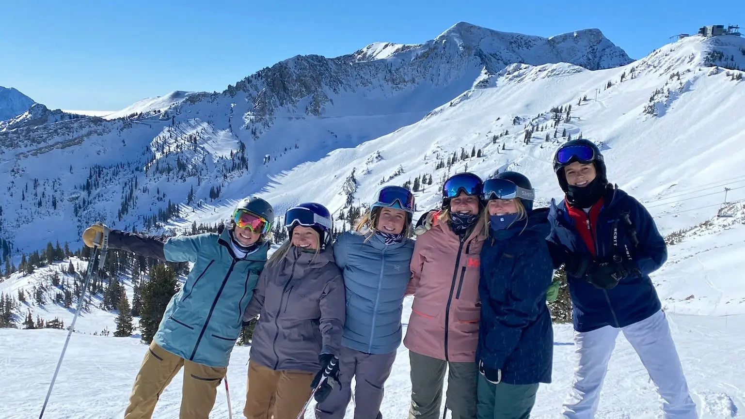 Womens-Outerwear-Vests-Mountain-Style The Outside Society