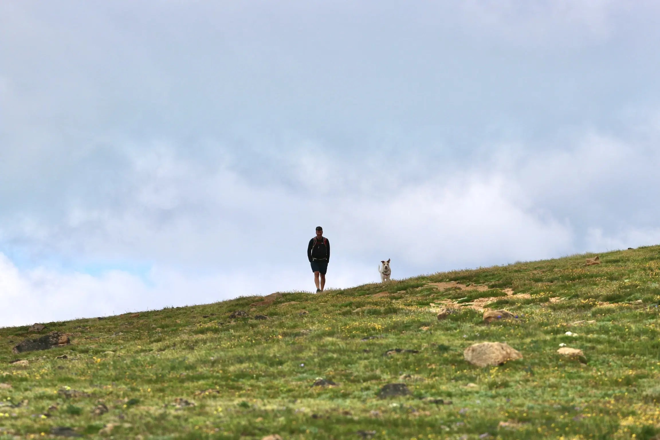 Mountain-LifeStyle The Outside Society