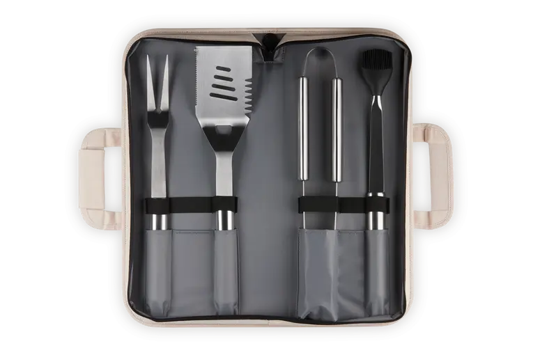 Le Creuset Set of 4 Stainless Steel BBQ tools and Carry Bag Le Creuset
