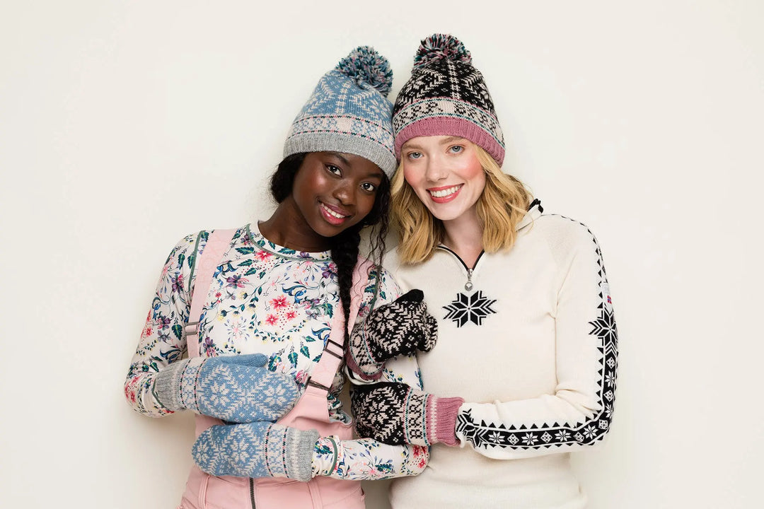 Novelty Nordic Mitten - Black/Pink French Knot