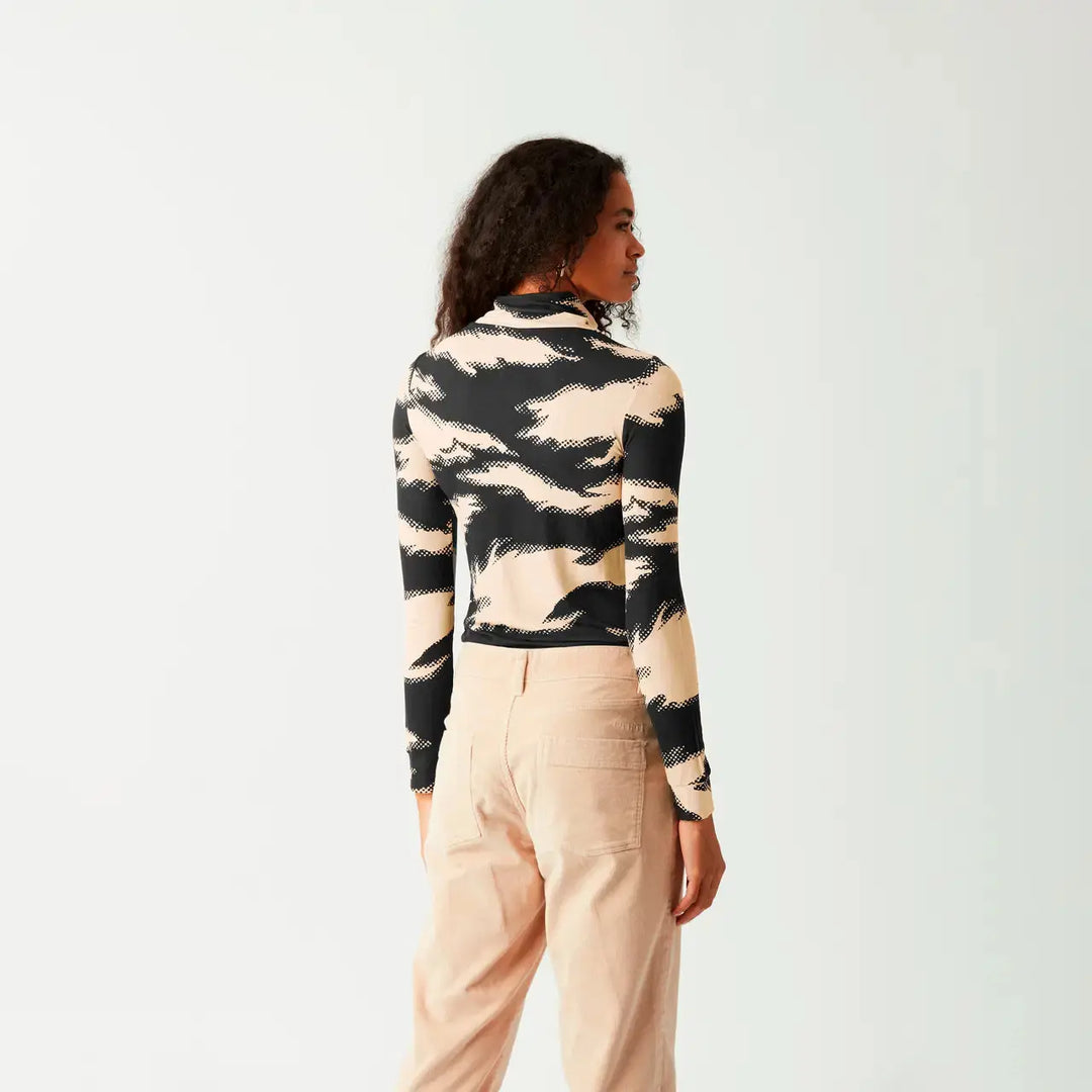 Picture Organic Skimy Printed Col Tee Picture Organic