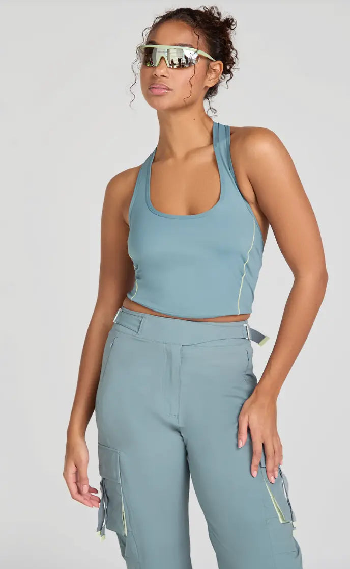 SENIQ Off Grid Halter Tank SENIQ