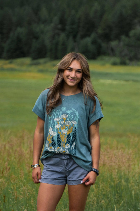 Wild Field Ladies Tee - Washed Basil The Montana Scene