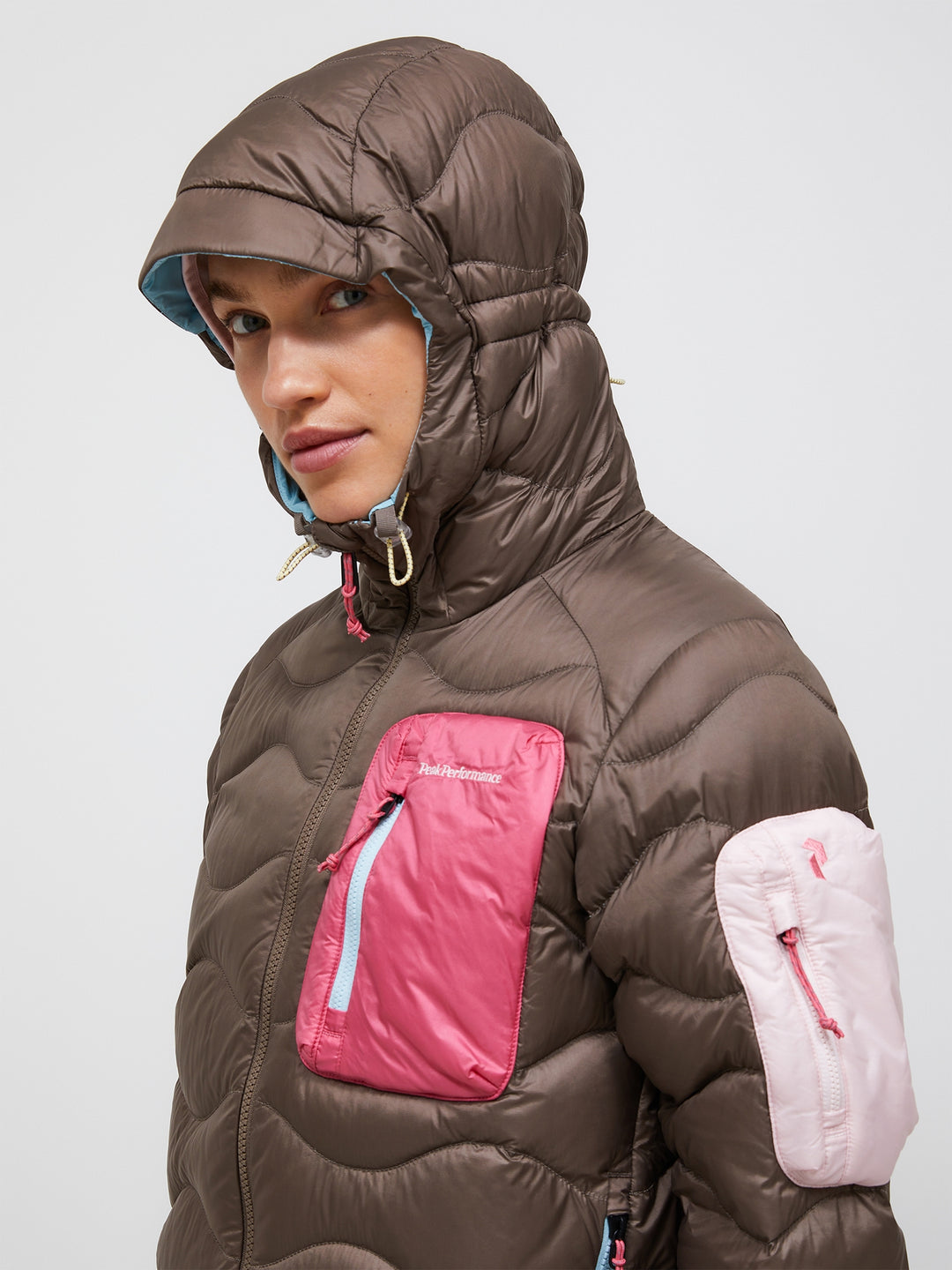 Peak Performance Women's Helium Utility Down Hood Jacket