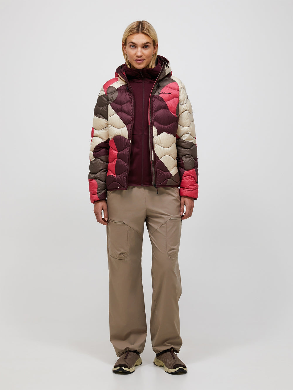 Peak Performance Women's Helium AOP Down Hood Jacket