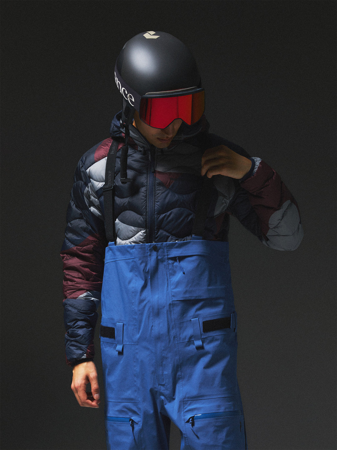 Peak Performance Men's Helium AOP Down Hooded Jacket