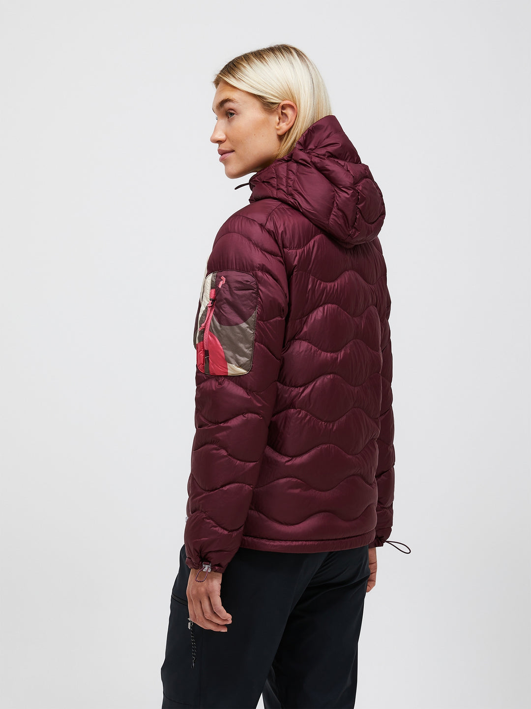 Peak Performance Women's Helium AOP Utility Down Hood Jacket