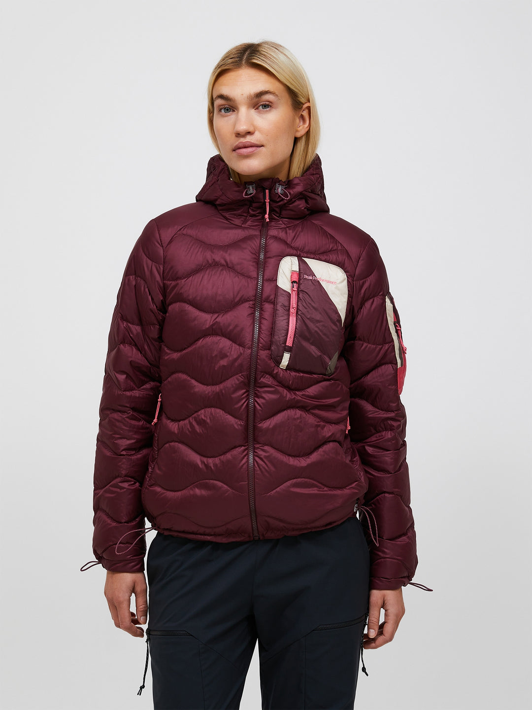 Peak Performance Women's Helium AOP Utility Down Hood Jacket