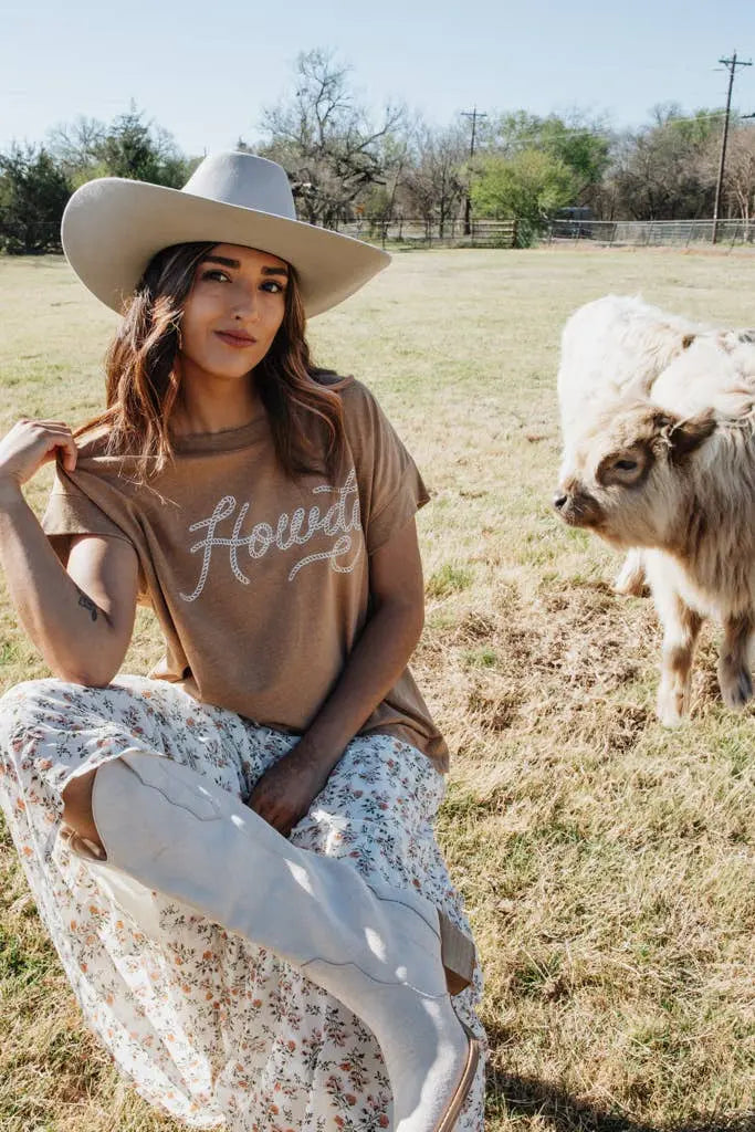 Howdy Tee - Brown - The Outside Society