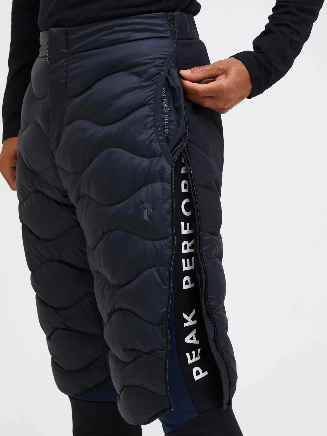 Peak Performance Helium Down Shorts Peak Performance