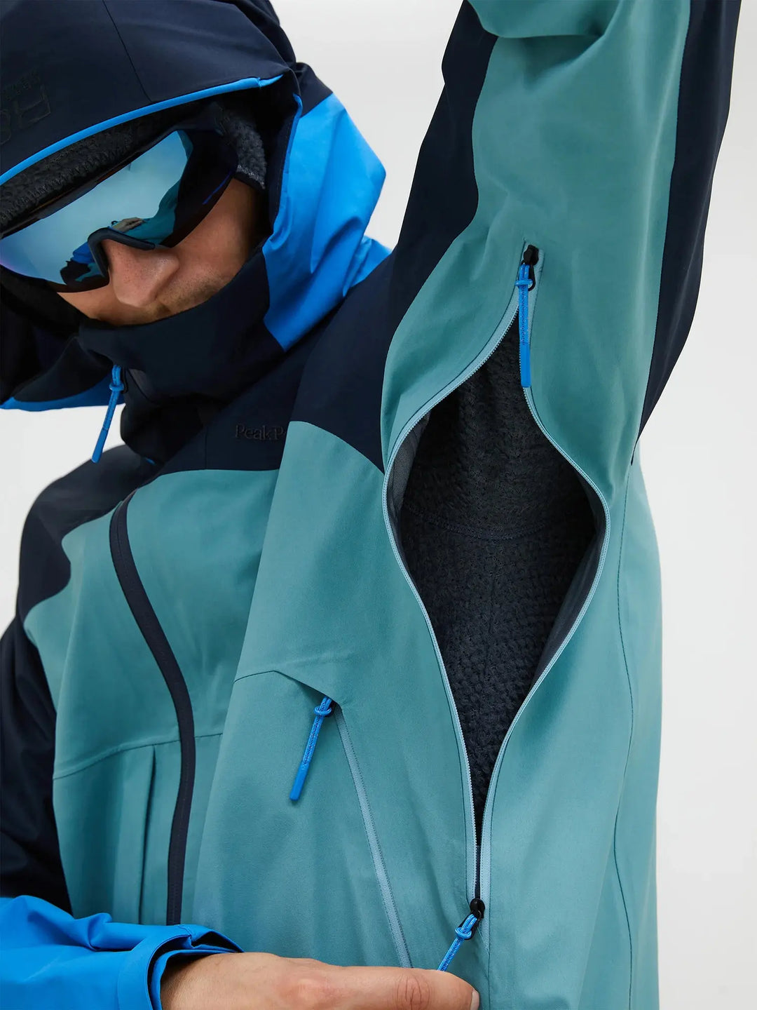 Peak Performance Men's Vislight Gore-Tex C-Knit Jacket Peak Performance