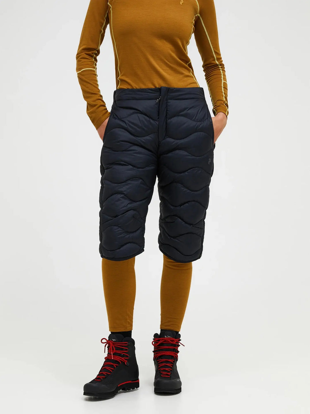 Peak Performance Women's Helium Down Shorts Peak Performance