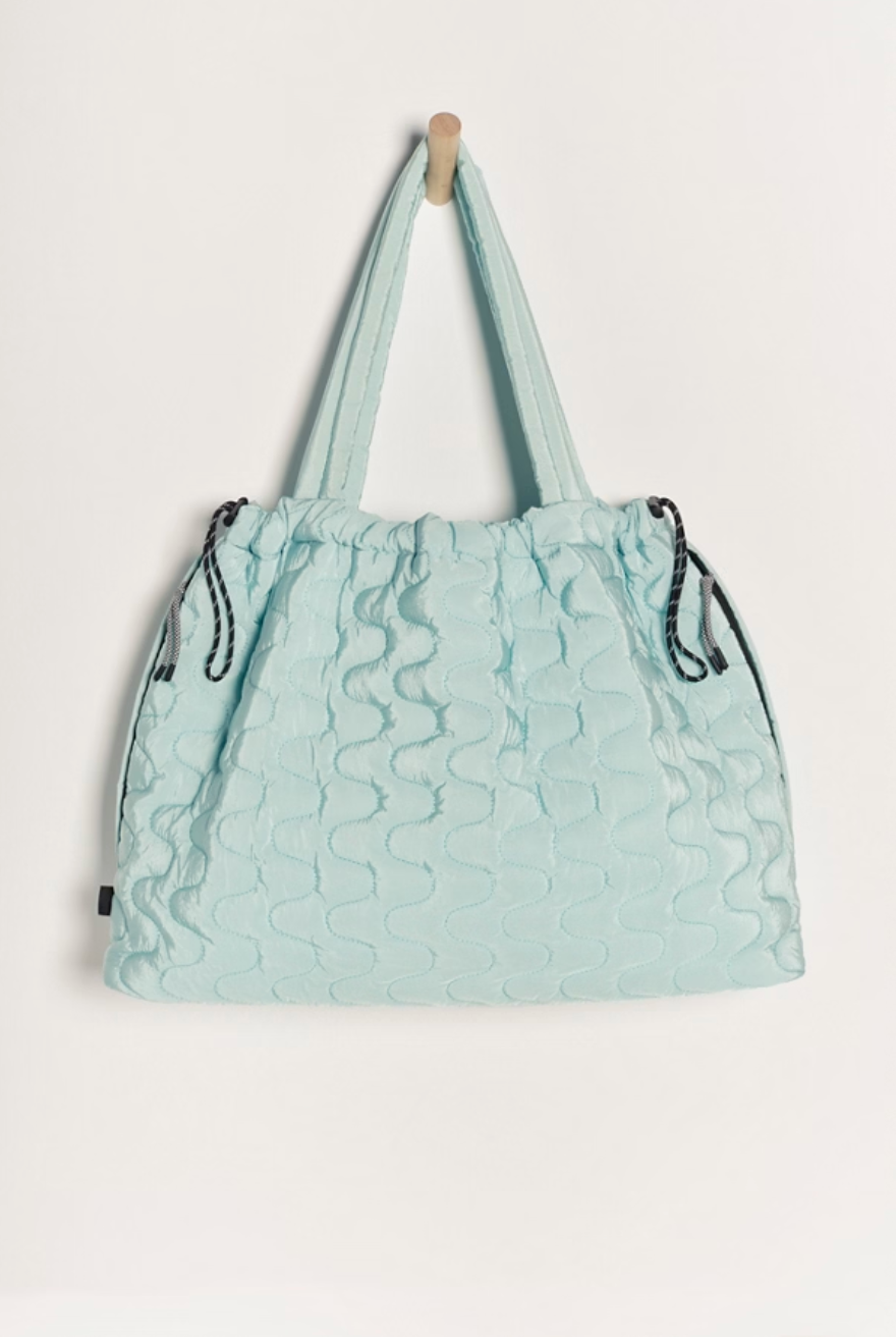 OUTFLOW　BigFree151 Free People Movement Cloud 9 Tote - The Outside Society – The