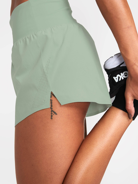 ALWRLD ALRN Featherweight Short Glacier