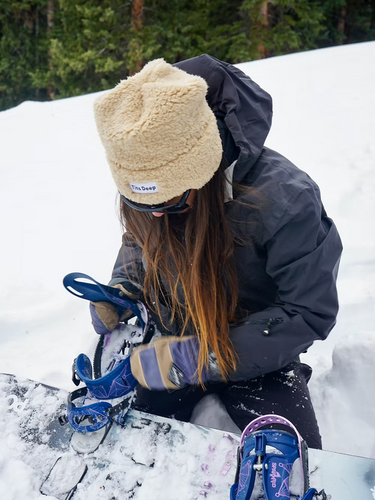 Tits Deep Fleece Beanie Tits Deep