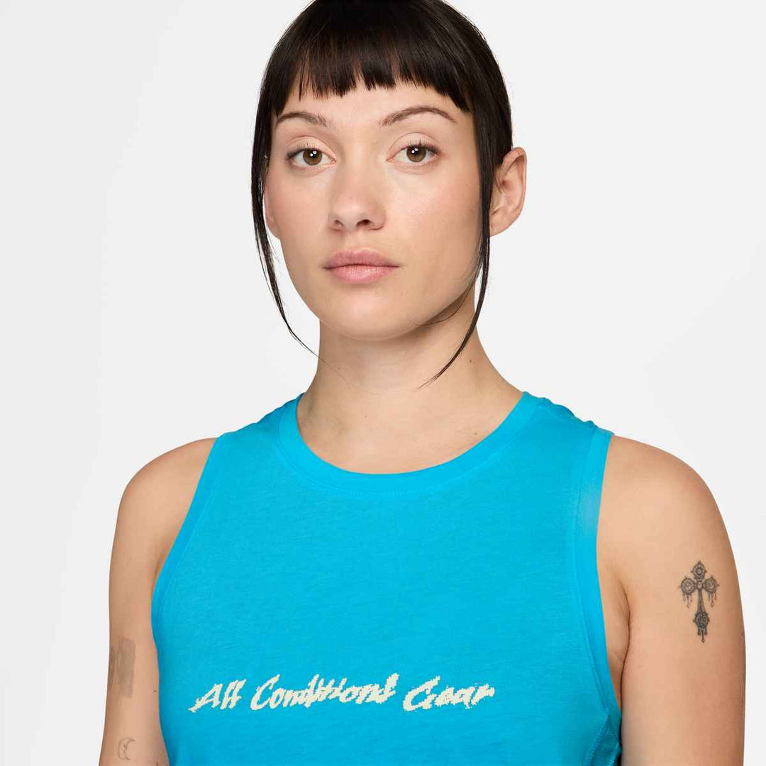 Solar Chase Tank