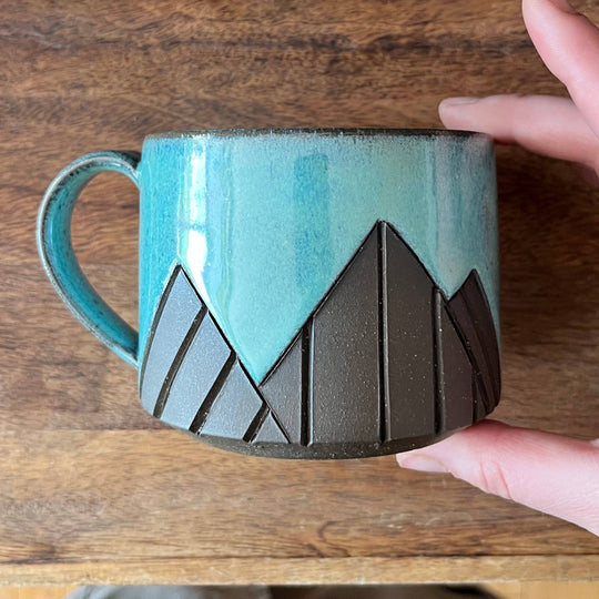 Mountain Mug: Chocolate Mint / Large